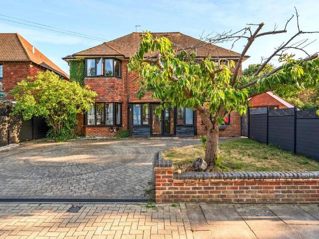 House for sale in Petts Wood, Greater London