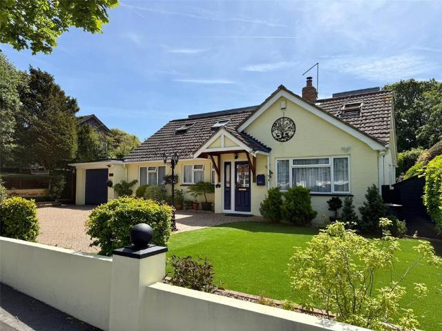 House for sale in Milford-on-Sea, Ashurst Bridge