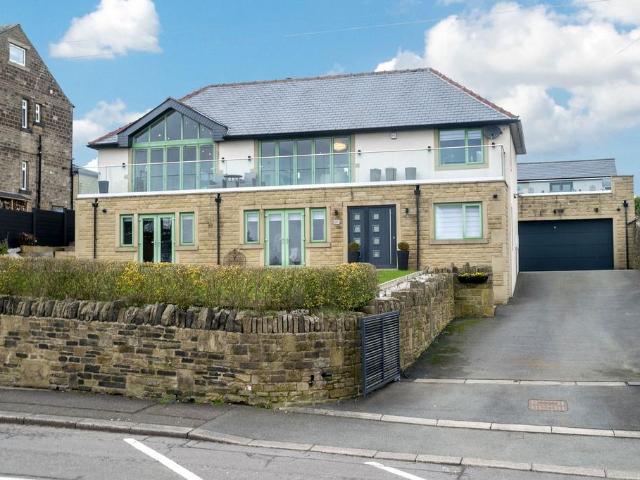 House for sale in Netherton, West Yorkshire