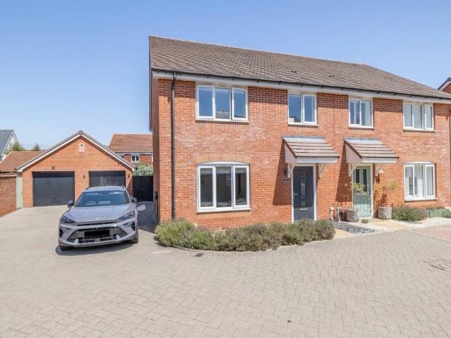 House for sale in Folkestone, Kent