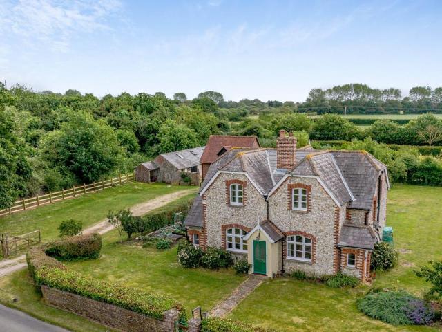 House for sale in Apuldram, Littlecote