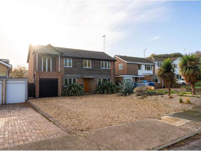 House for sale in Dumpton Gap, Acol