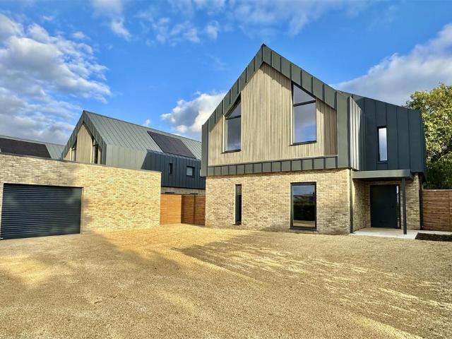 House for sale in Chargrove, Tewkesbury