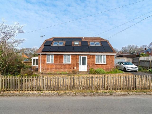 House for sale in Canford Bottom, Colehill