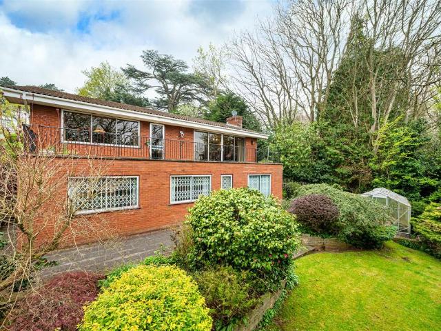 House for sale in Tettenhall, West Midlands