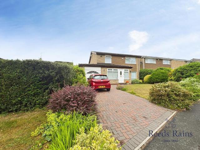 House for sale in North Walbottle, Newcastle Upon Tyne