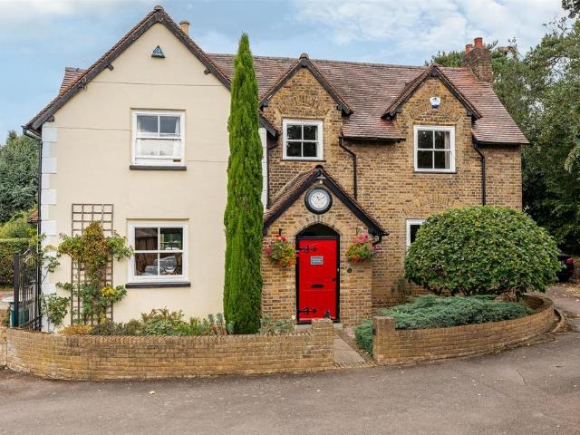 House for sale in Broxbourne, Hertfordshire