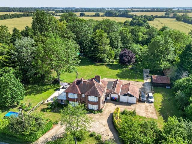 House for sale in Chipping Hill, Essex