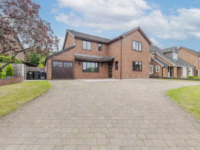 House for sale in Weston and Crewe Green, Weston