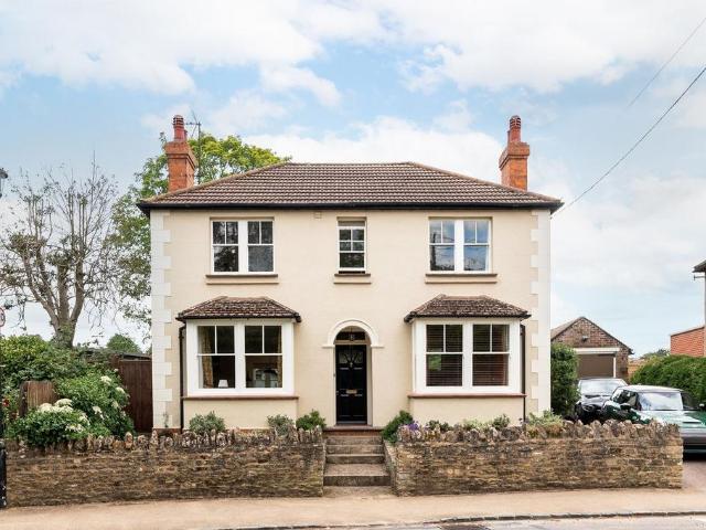 House for sale in Harrold, Bedford