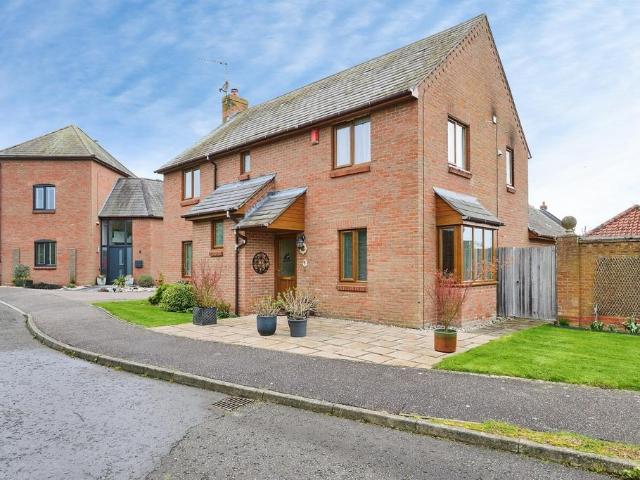 House for sale in Huntingdon, Cambridgeshire