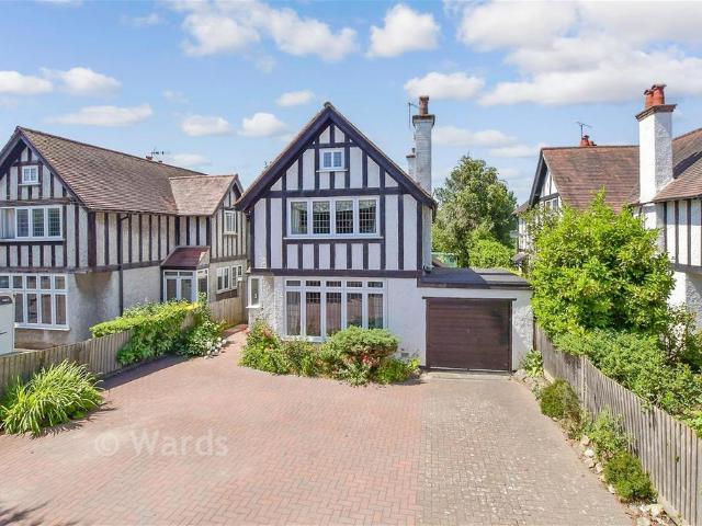 House for sale in Midway, Kent