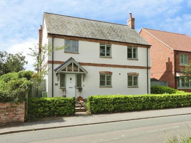 House for sale in Costhorpe, East Midlands