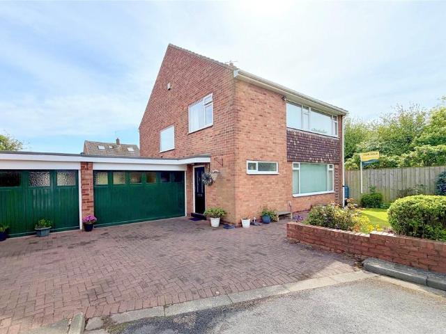 House for sale in Preston, North Shields