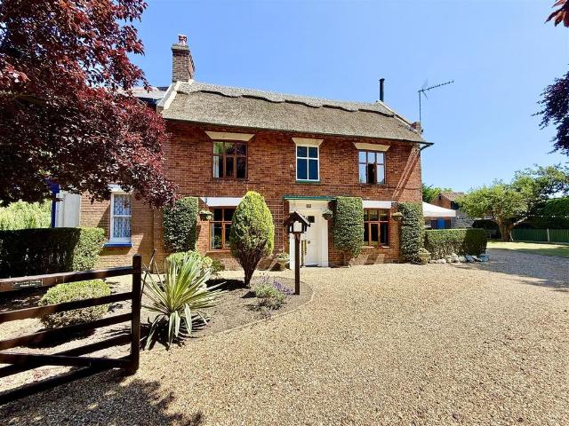House for sale in Stokesby, Norfolk