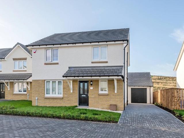House for sale in Newarthill, Scotland