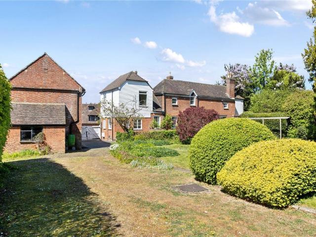 House for sale in The Butts, Kent