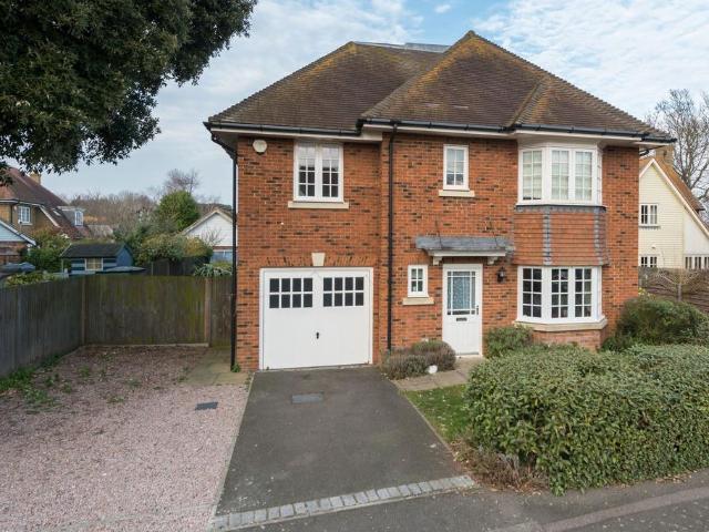 House for sale in Upton, Acol