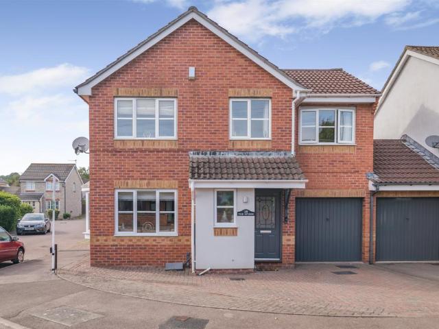 House for sale in Bromsberrow Heath, Gloucestershire