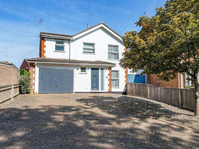 House for sale in Leighton-Linslade, Linslade