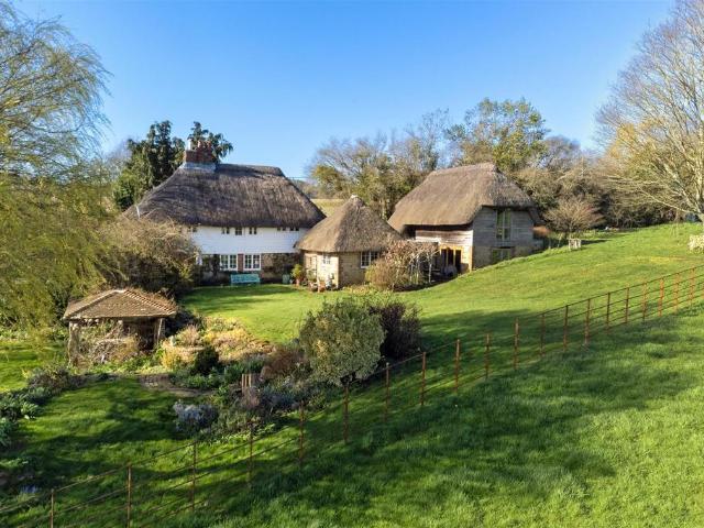 House for sale in Littlecote, West Sussex