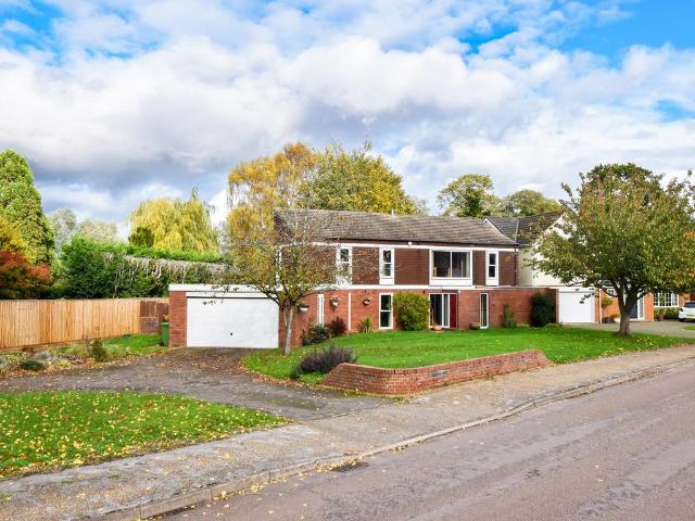 House for sale in Nether Heyford, Northamptonshire