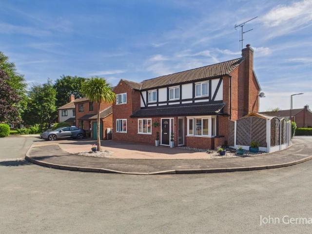 House for sale in Beamhurst, Staffordshire