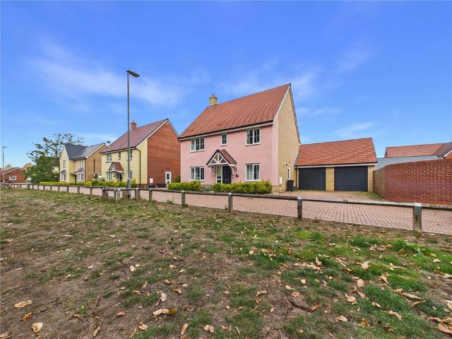 House for sale in Dale Hill, Essex