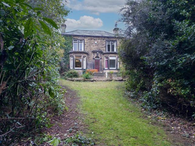House for sale in Thornhills, Brighouse