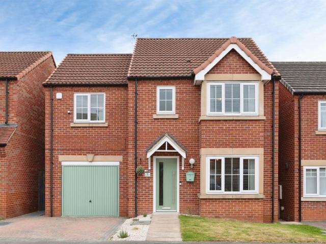 House for sale in Longhill, Hull