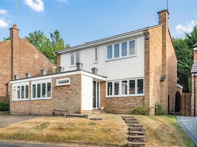 House for sale in Radlett, Hertsmere
