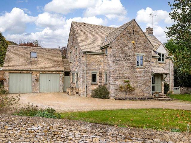 House for sale in Fossebridge, Gloucestershire