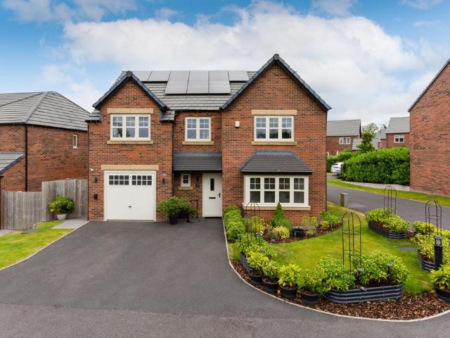 House for sale in Higher Bartle, Lancashire