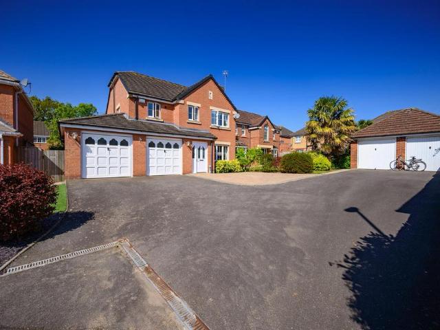 House for sale in Binley, West Midlands