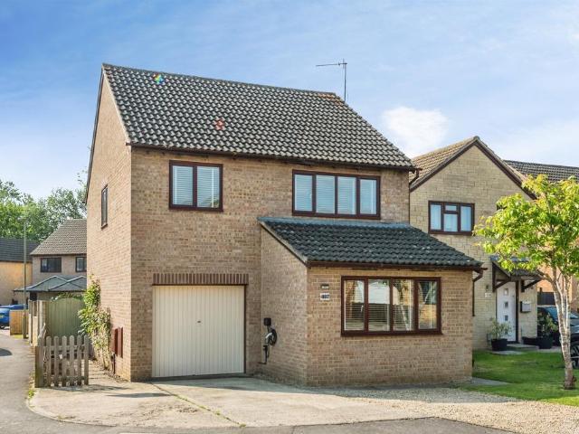 House for sale in Deer Park, Black Bourton