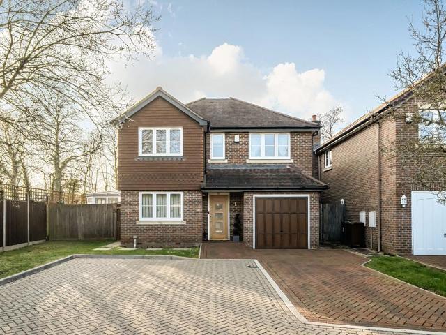 House for sale in Greater London