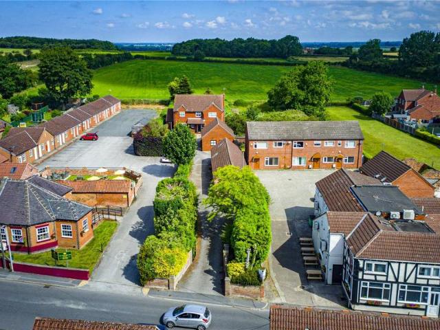 House for sale in East Lound, North Lincolnshire
