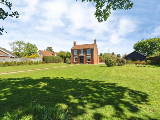 House for sale in Comers, Norfolk