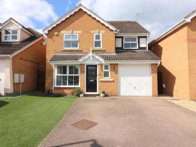 House for sale in Barton-le-clay, Bedfordshire