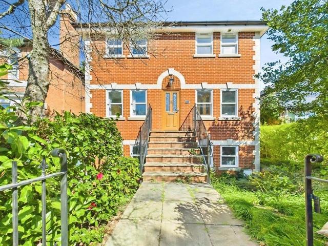House for sale in Newtown, Reading
