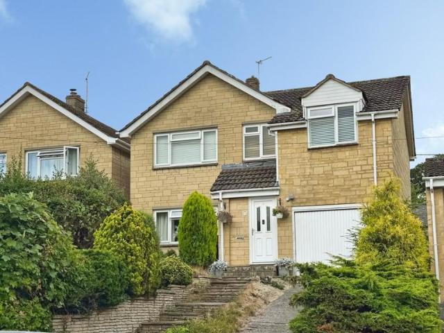 House for sale in Leigh Park, Westbury