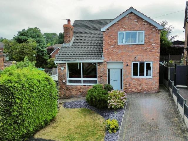 House for sale in Ivy Farm, Macclesfield
