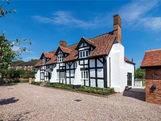 House for sale in Sandbach Heath, Sandbach