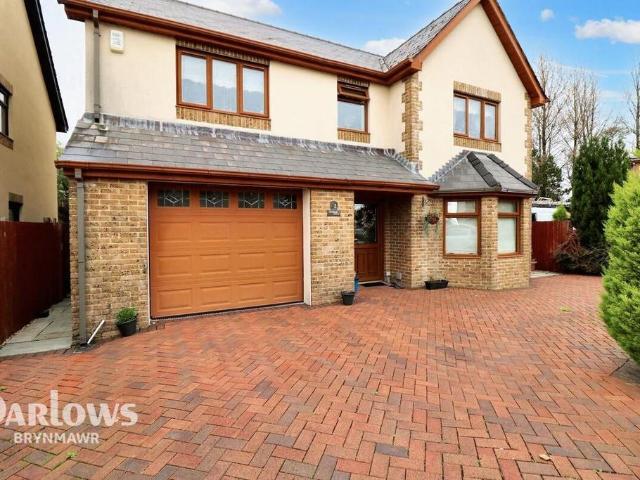 House for sale in Sirhowy, Wales
