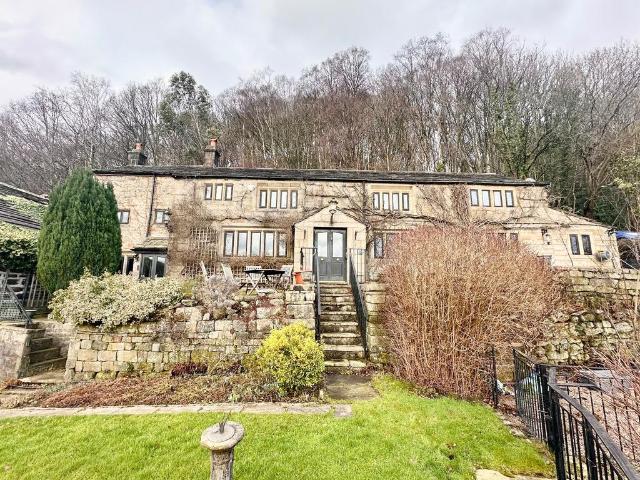 House for sale in Lydgate, Todmorden