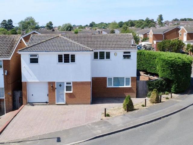House for sale in Rothwell