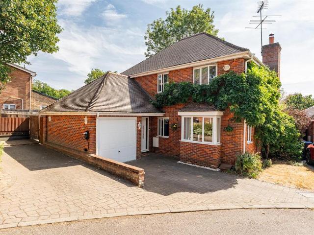 House for sale in Welwyn, Fretherne