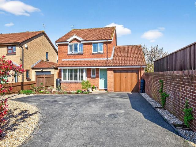 House for sale in Cadbury Heath, South Gloucestershire