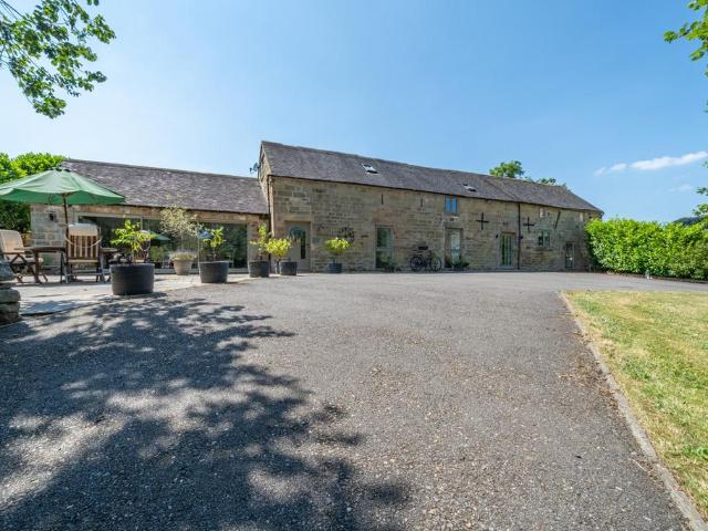 House for sale in Froggatt, East Midlands