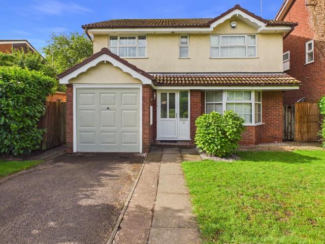 House for sale in Wotton Pitch, Gloucester